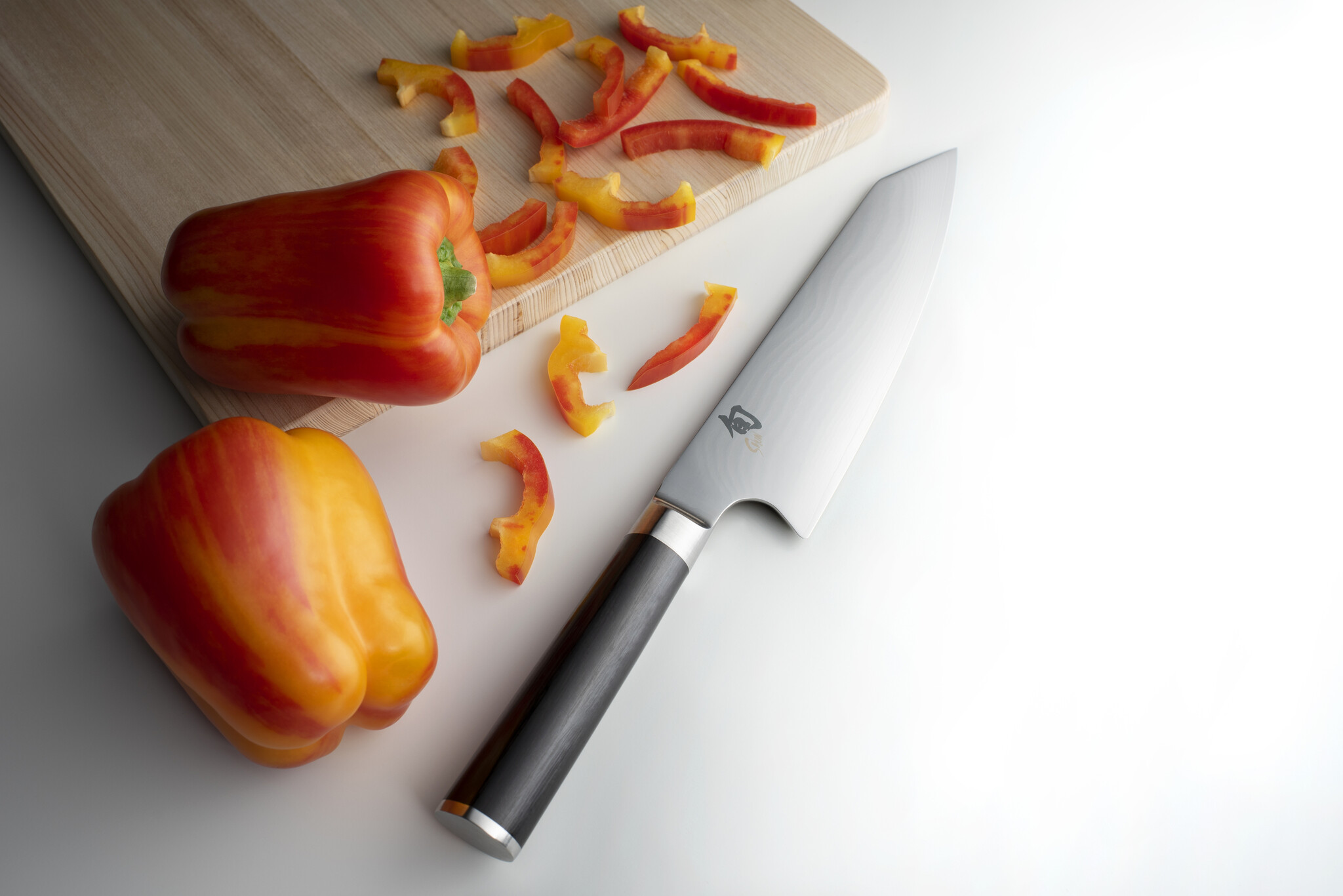 Shun Cutlery Kiritsuke 8" Classic Onyx