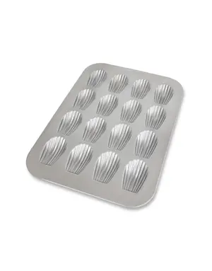 USA Pans Madeline Pan 16 Cavity