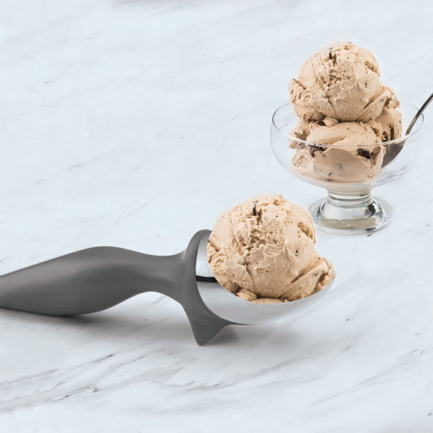 Tovolo Tilt Up Ice Cream Scoop Charcoal