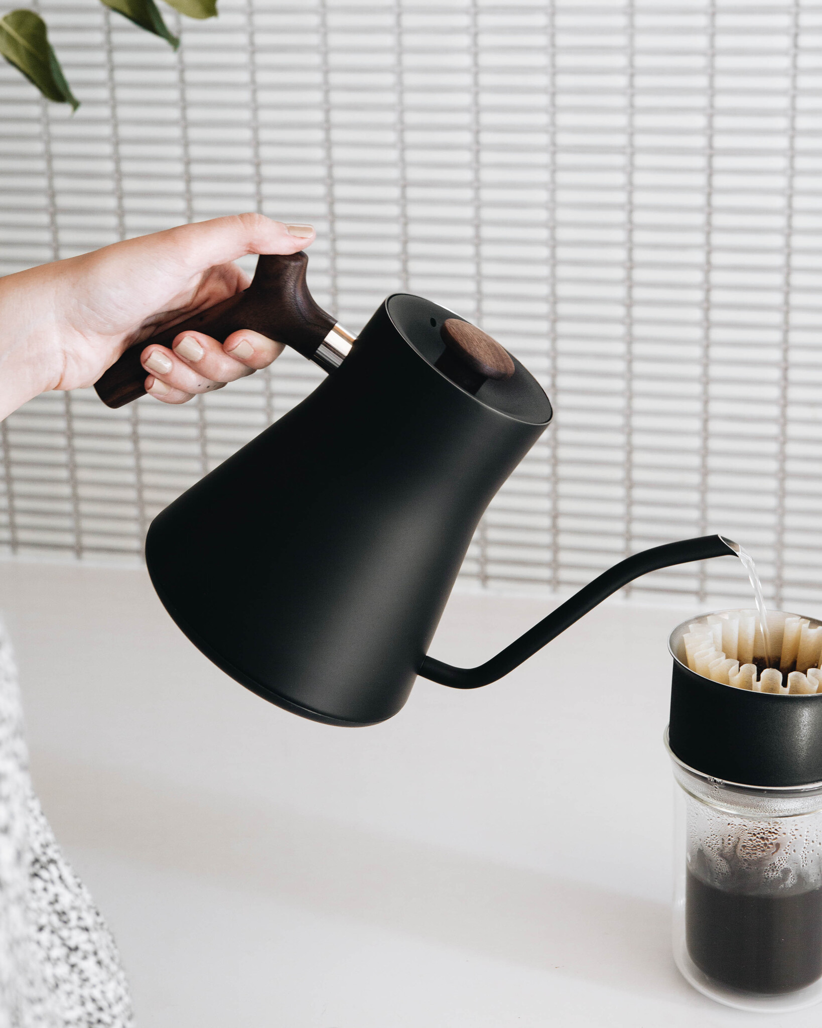 Fellow Stagg EKG Electric Kettle- Black/Walnut
