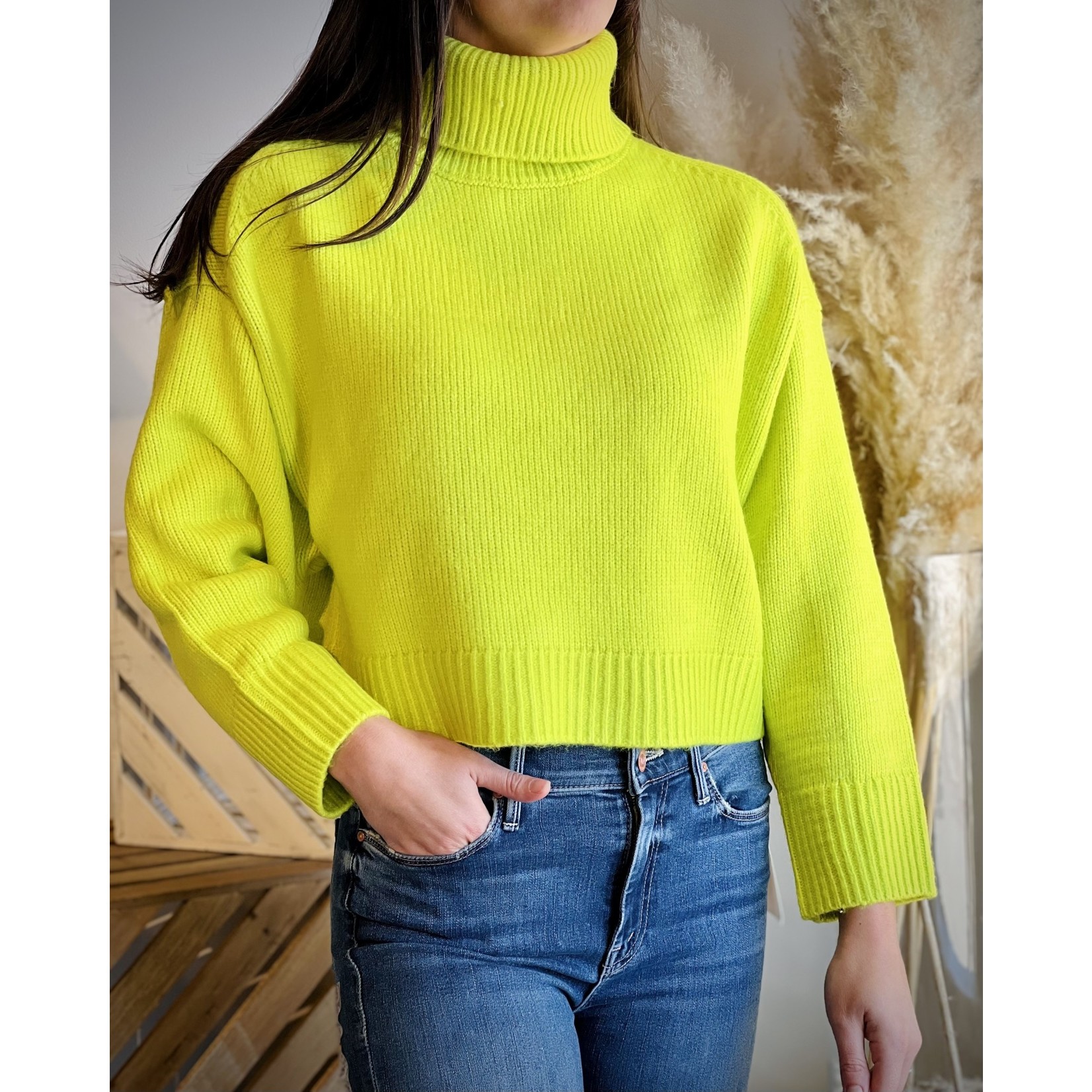 525 America Relaxed Turtleneck - Ella Blu