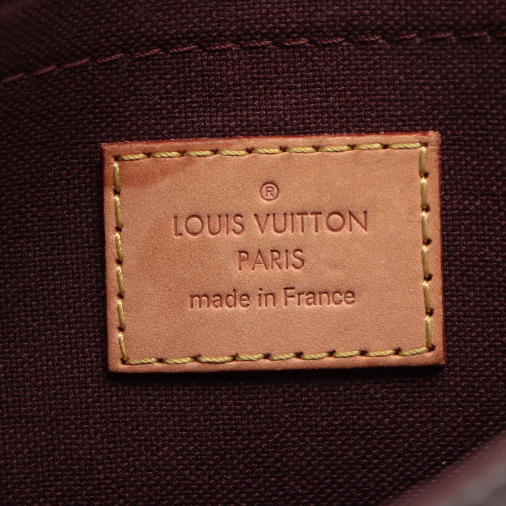 Louis Vuitton LV Monogram Favorite PM - 8413300