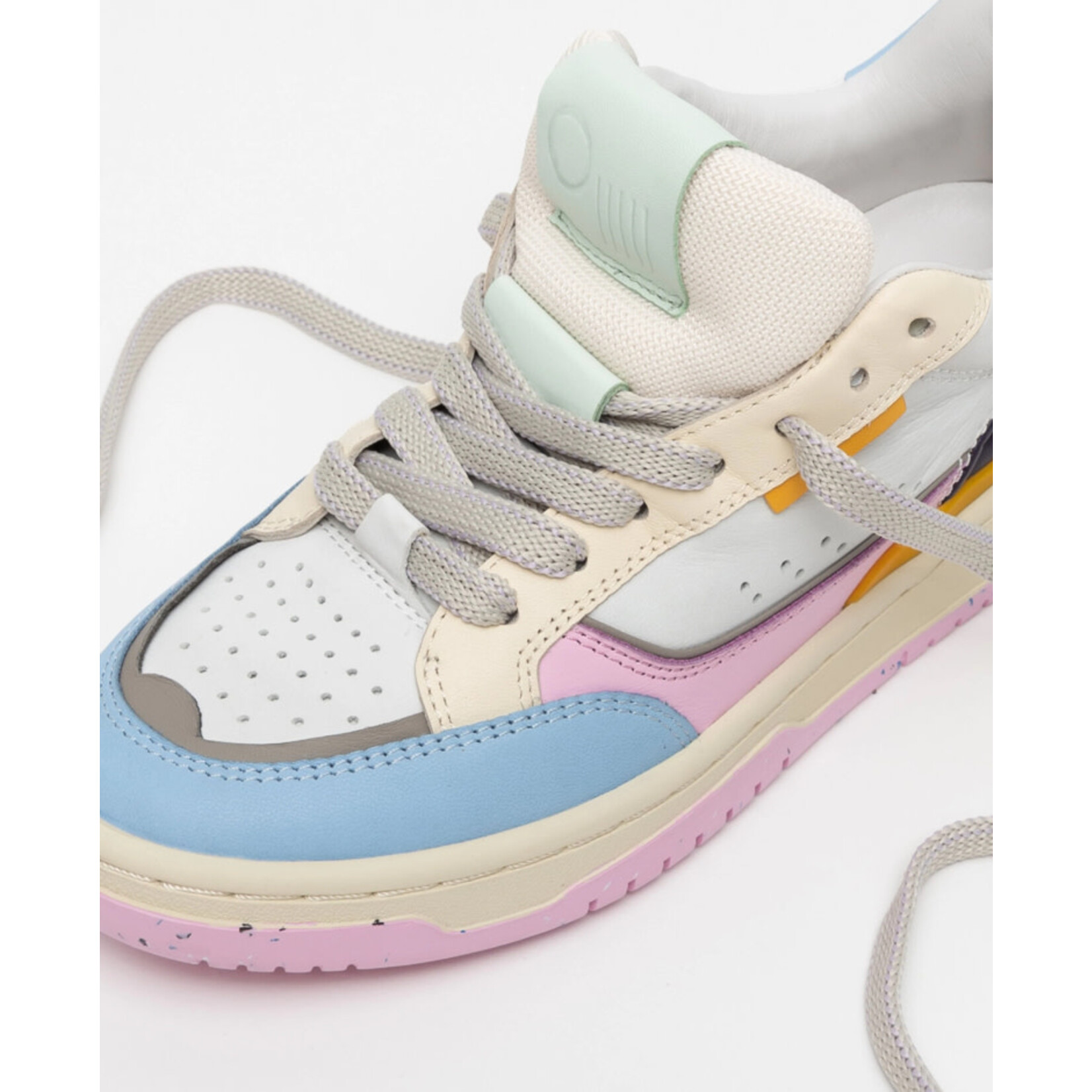 OnCept Paris sneaker