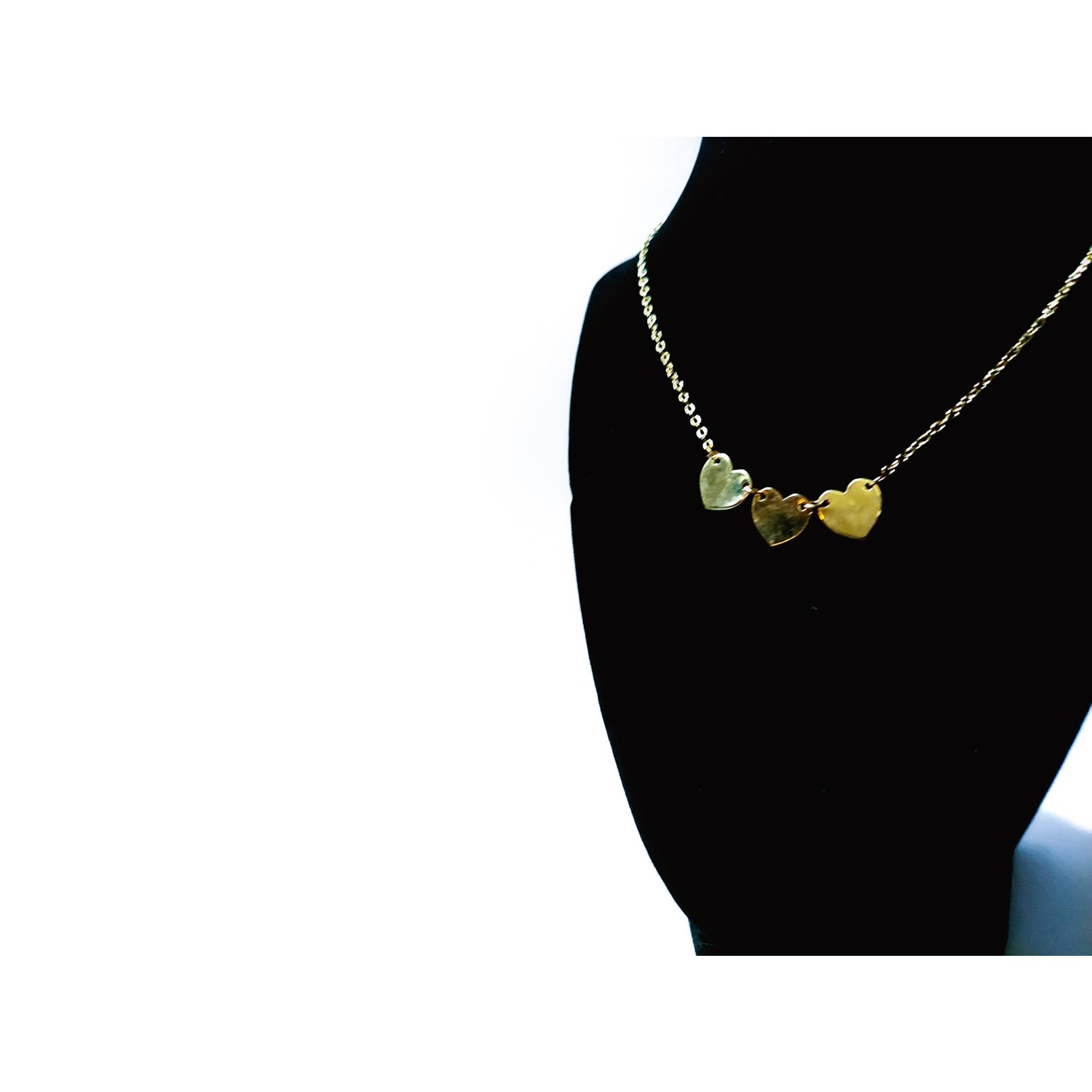 Cosette von lee 3gold heart necklace