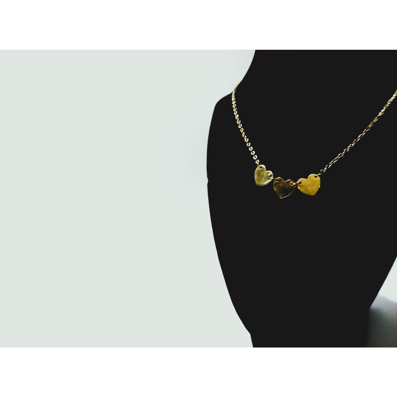 Cosette von lee 3gold heart necklace