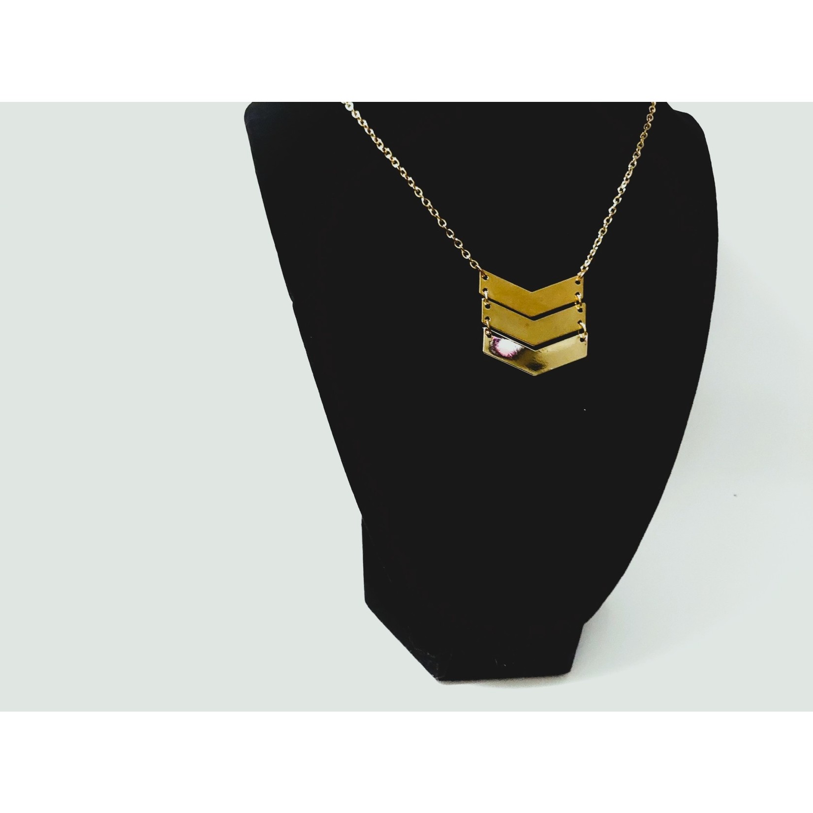 Cosette von lee 3 tier gold plated arrow necklace