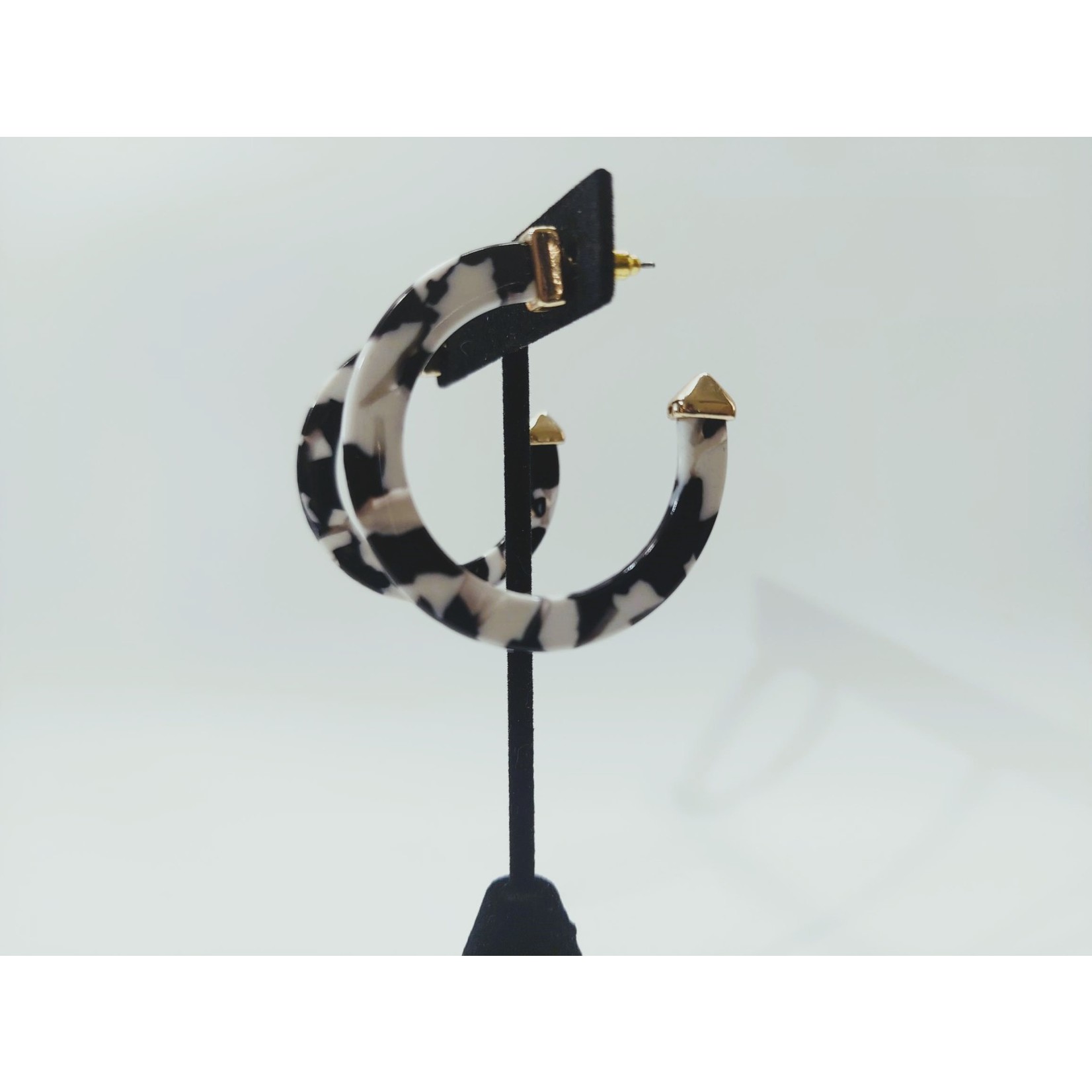 Cosette von lee black and white marble hoop earring