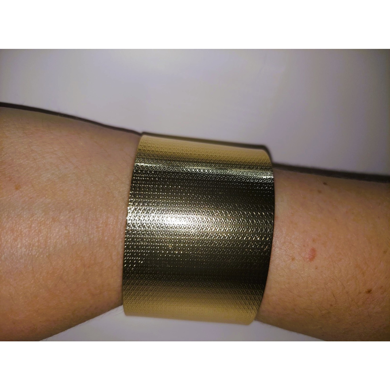 Cosette von lee gold cuff