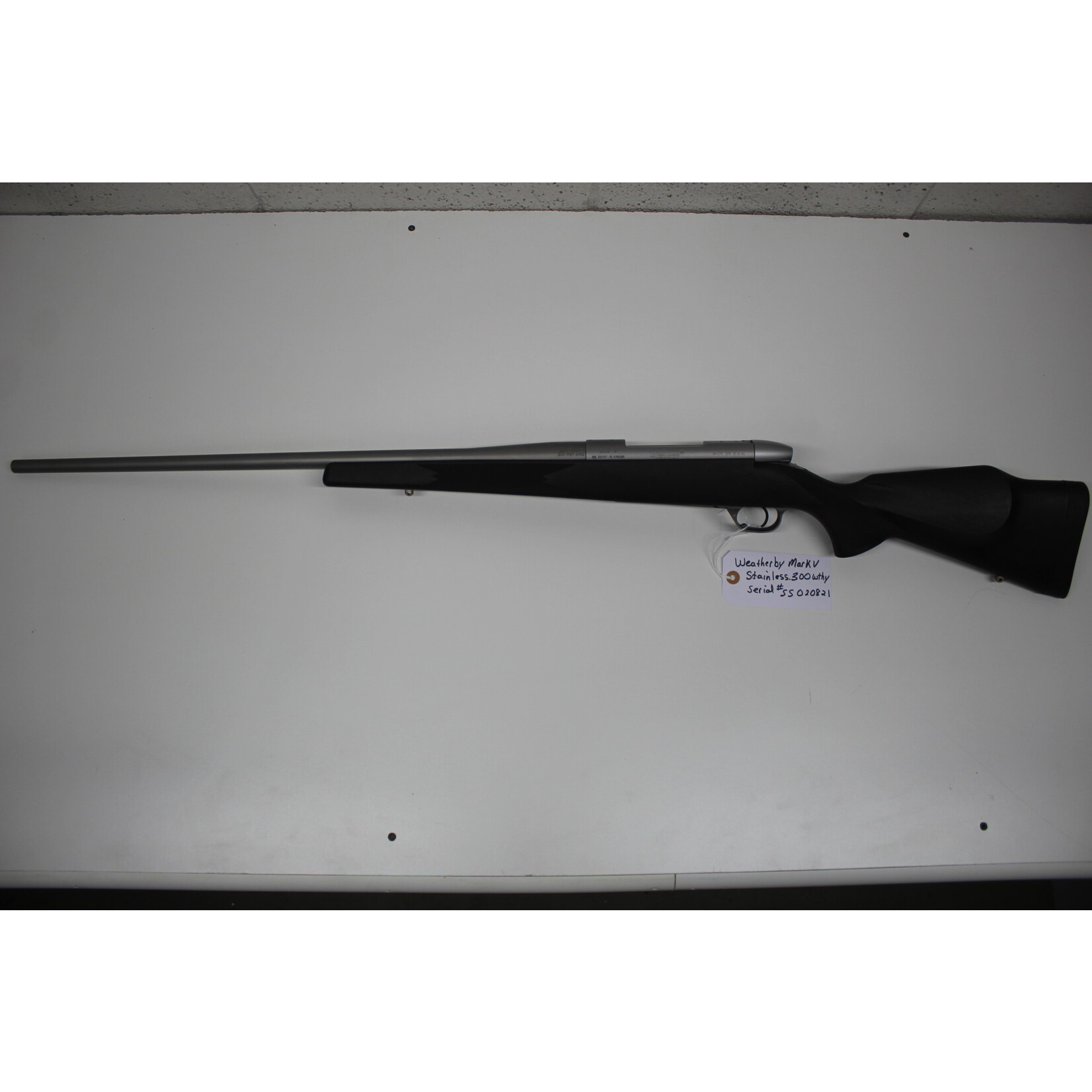 Weatherby Mark V .300 WBY Mag, Stainless Serial # SS020821