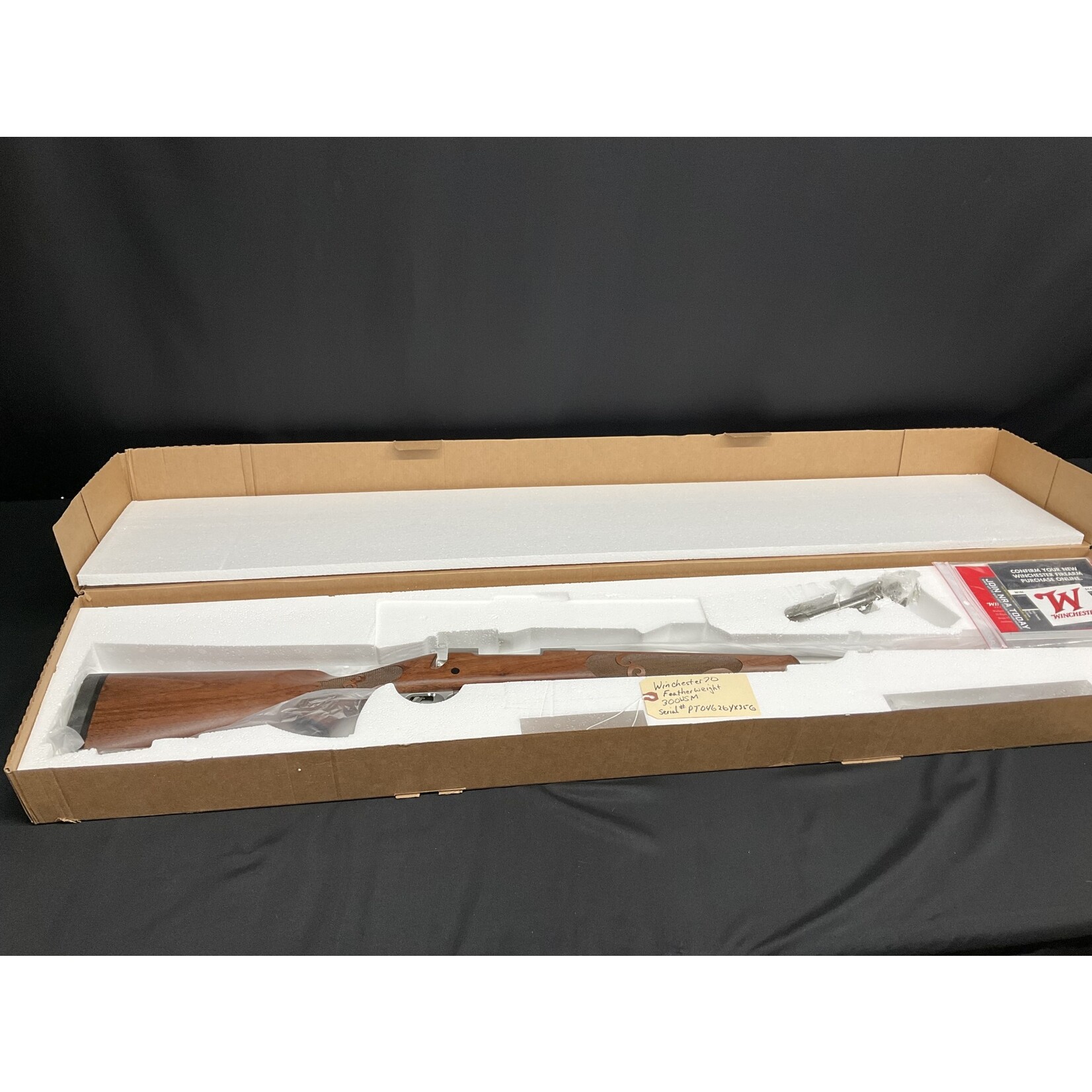 Winchester Winchester 70 Featherweight SS, 300 WSM, Serial # PT04626YX35G