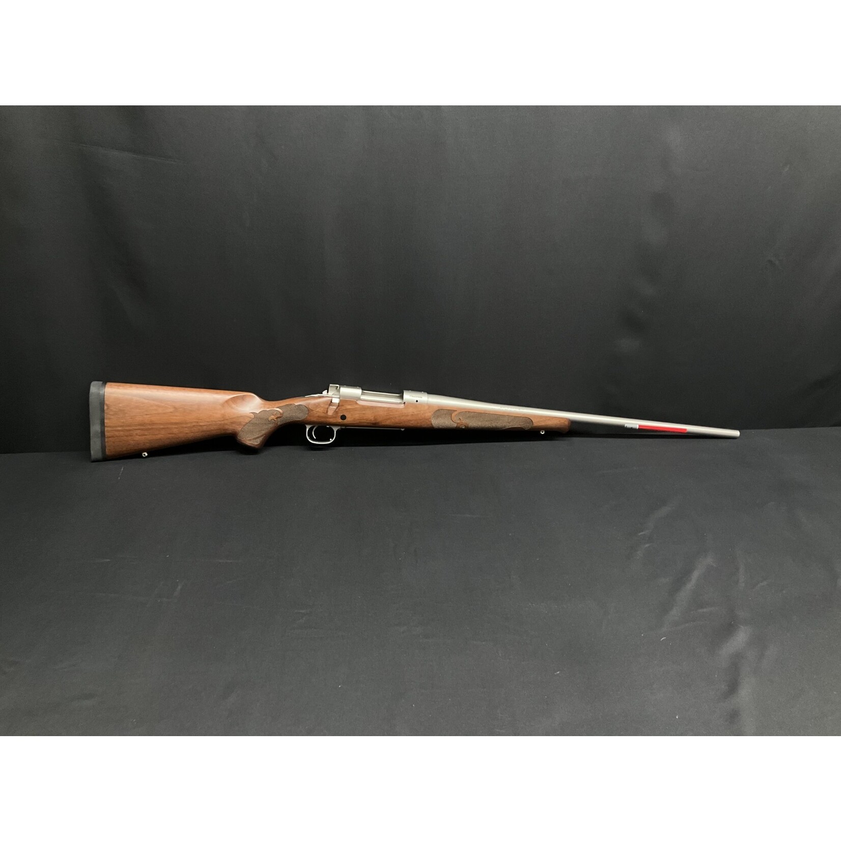 Winchester Winchester 70 Featherweight SS, 300 WSM, Serial # PT04626YX35G