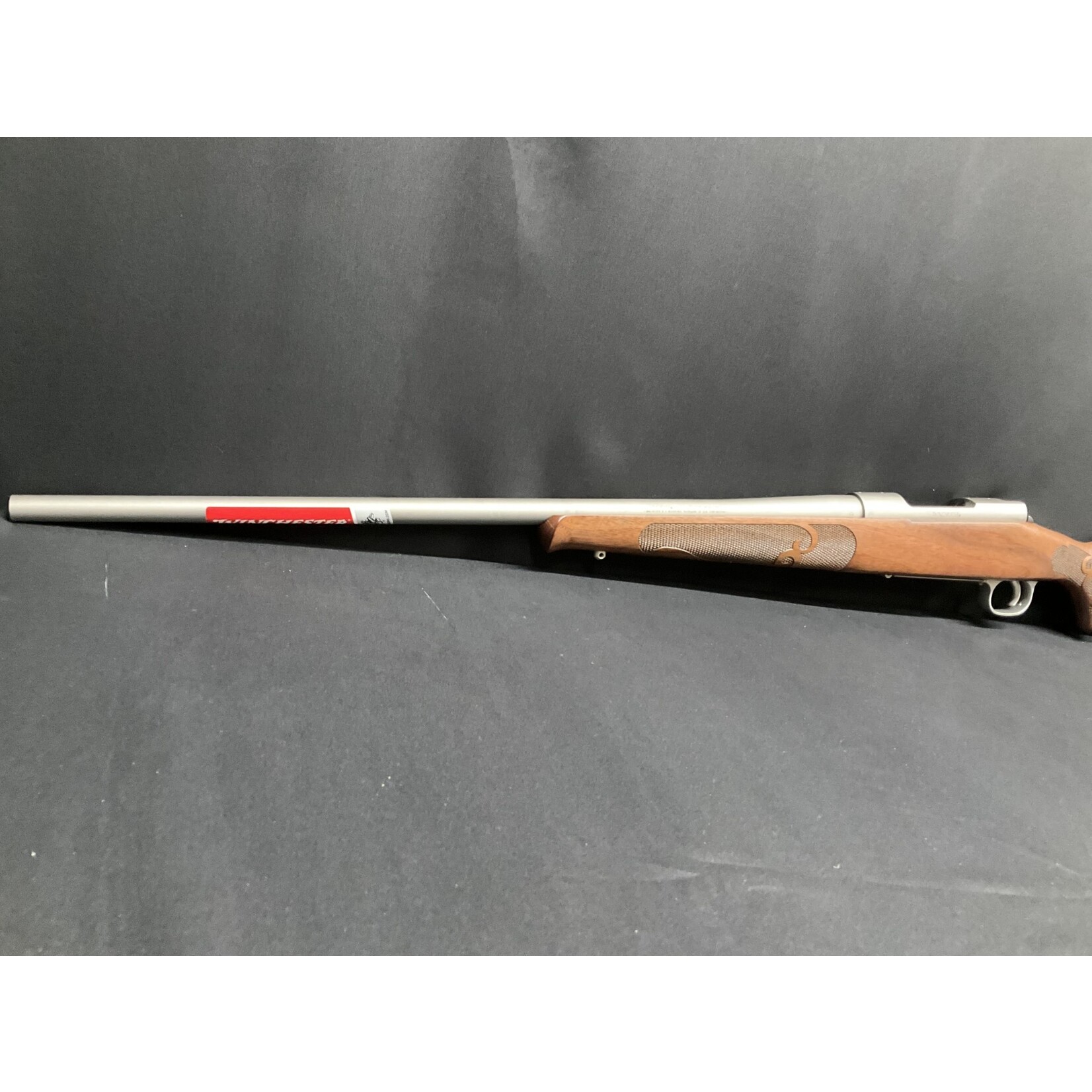 Winchester Winchester 70 Featherweight SS, 300 WSM, Serial # PT04626YX35G