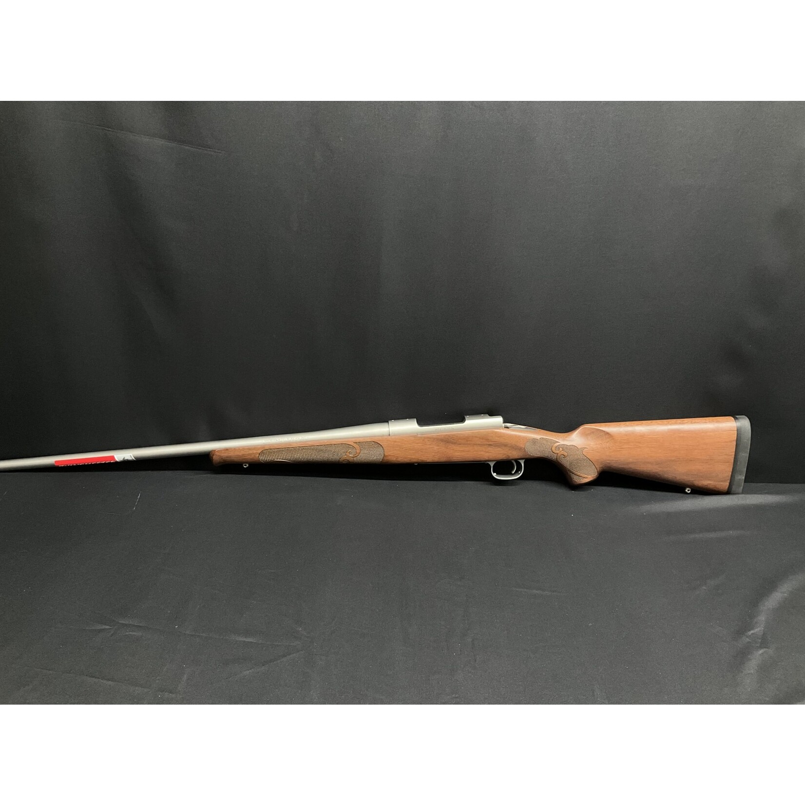 Winchester Winchester 70 Featherweight SS, 300 WSM, Serial # PT04626YX35G