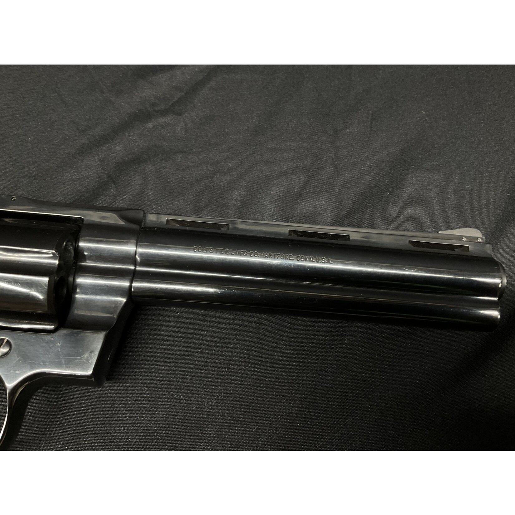 Colt Python, .357 Mag., Serial # V56329