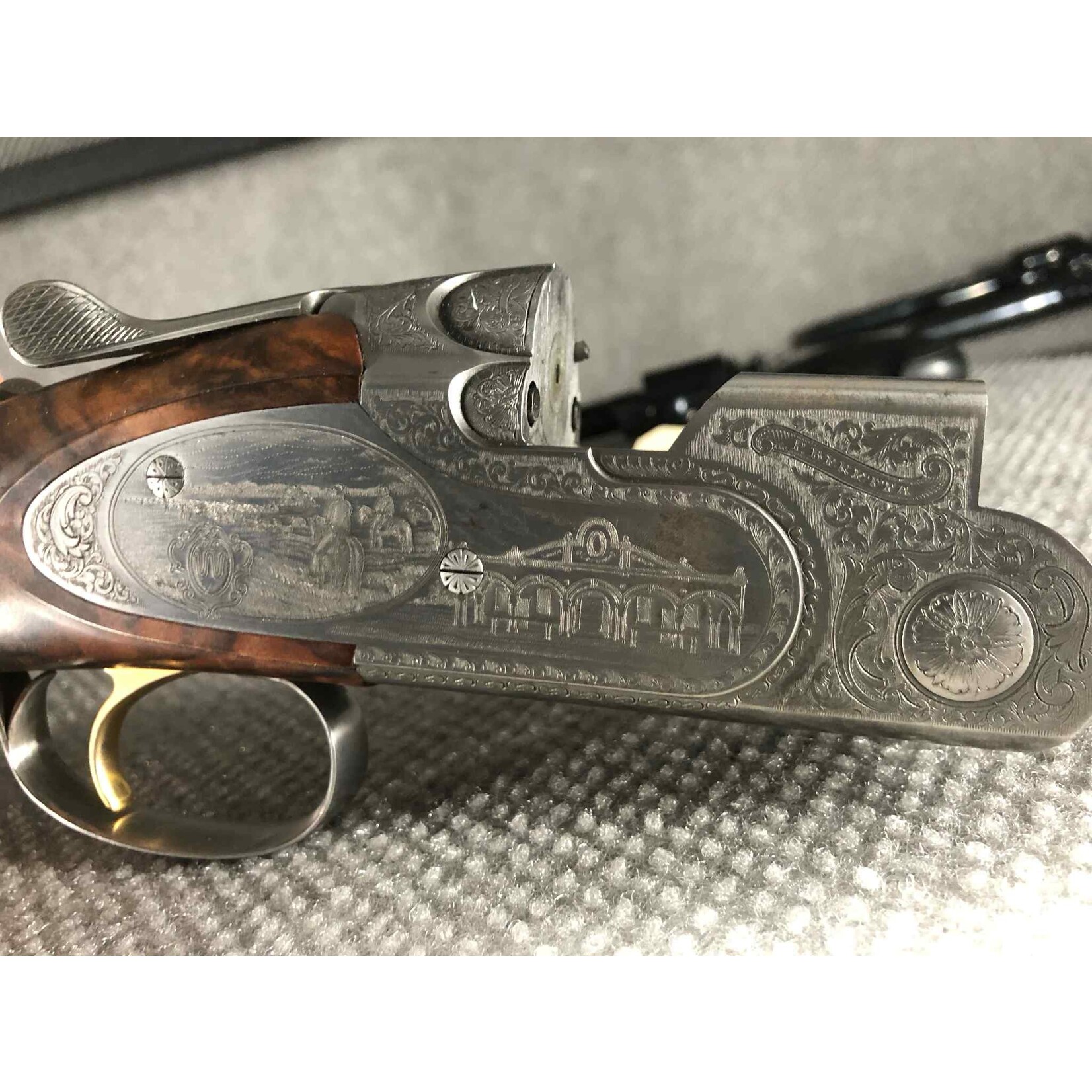 Beretta 687 EELL Diamond Pigeon - King Ranch Special Edition, 12 Ga., Serial # KR3078, W/Case , Year 2007