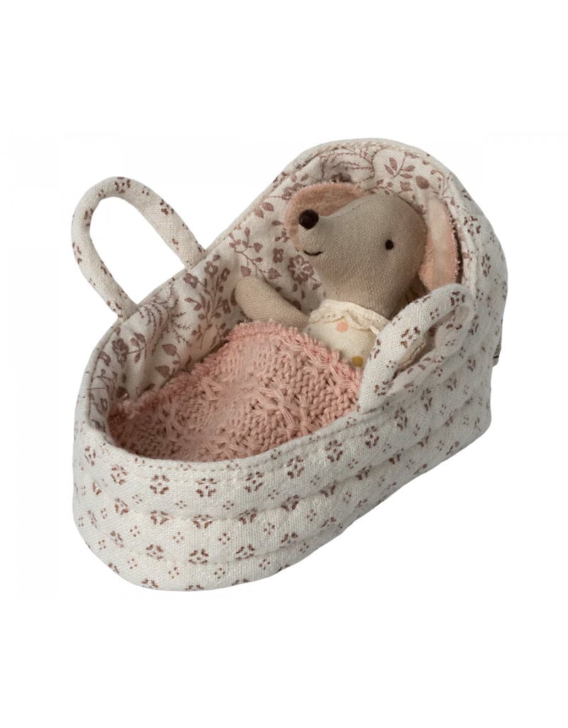 Maileg Baby Mouse Carrycot