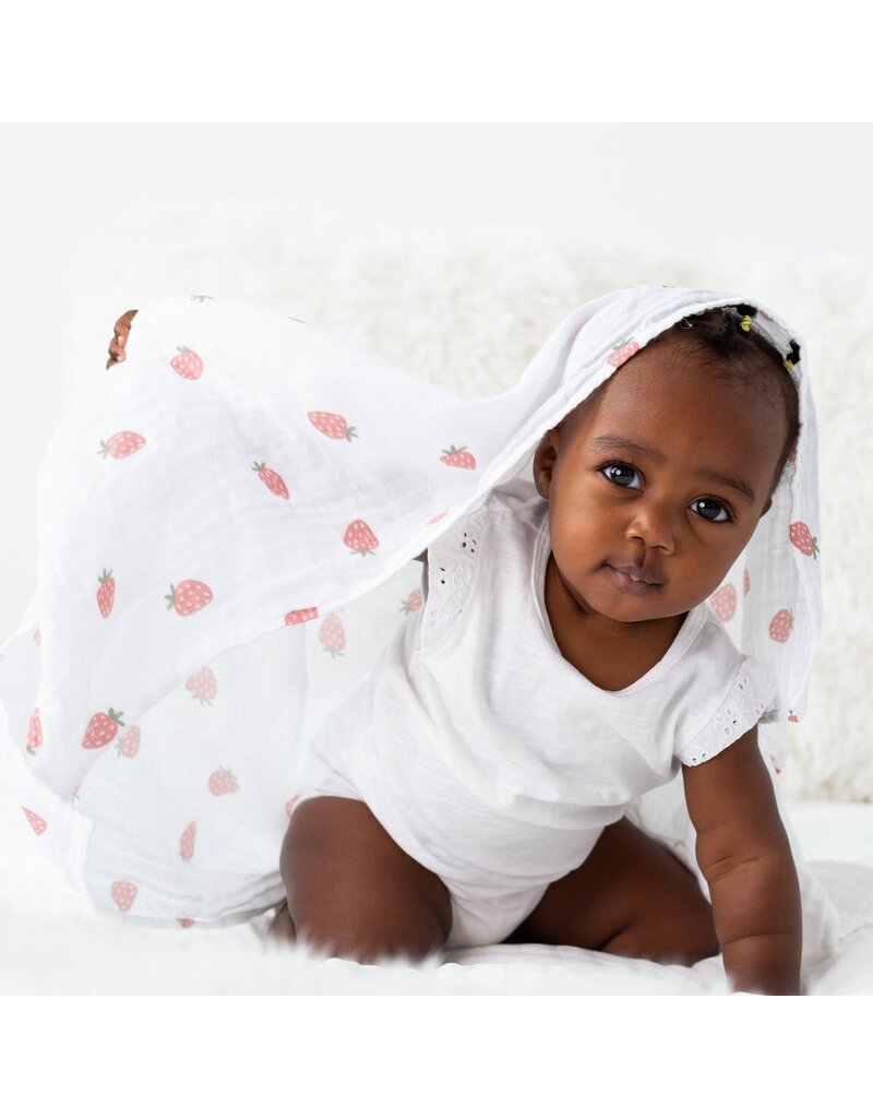 Lulujo Swaddle Blanket Muslin Cotton LG-Strawberries 0m+