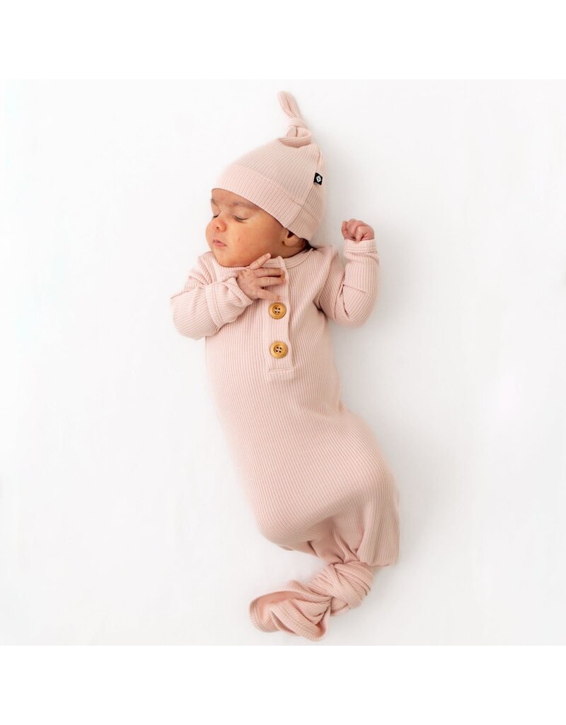 Kyte Baby Knotted Gown with Hat Set - Blush Kyte Baby Knotted Gown with Hat Set - Blush