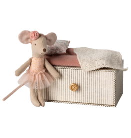 Maileg Dance mouse in Daybed, Little Sister