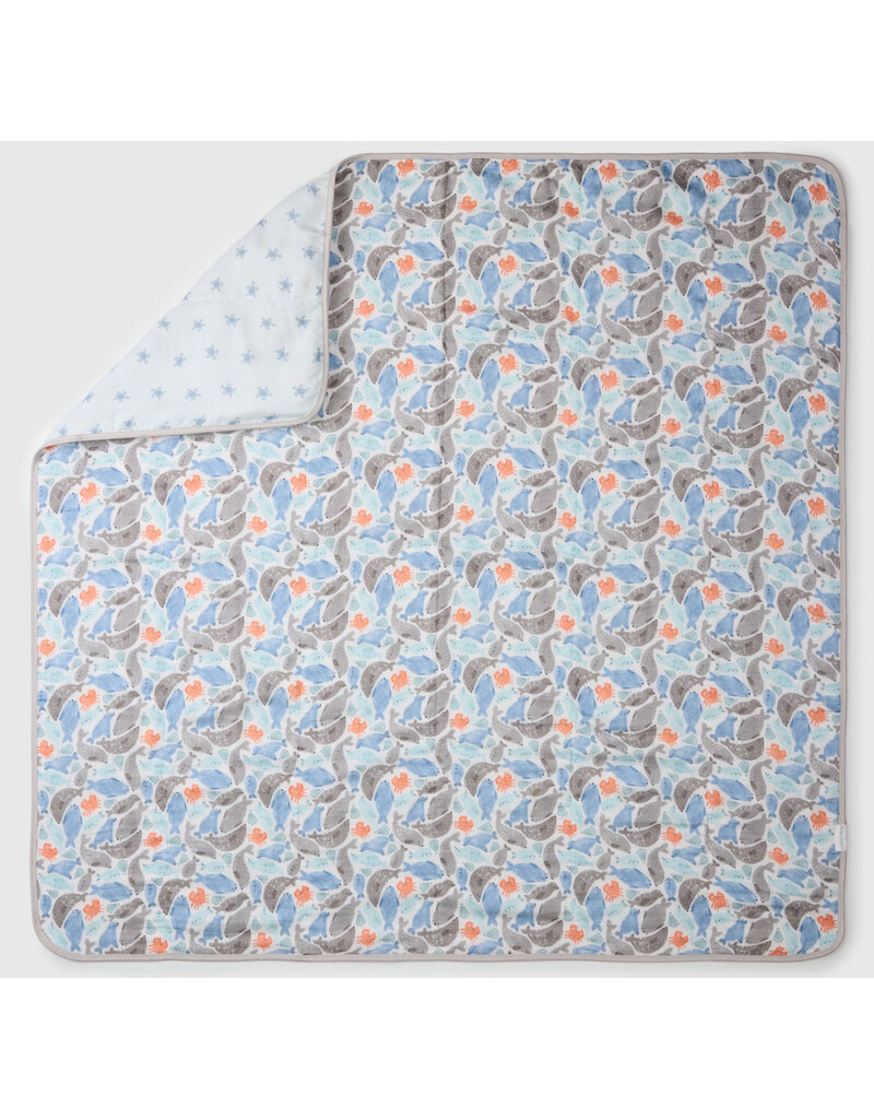 Loulou Lollipop Plush Bamboo Quilt - Seals