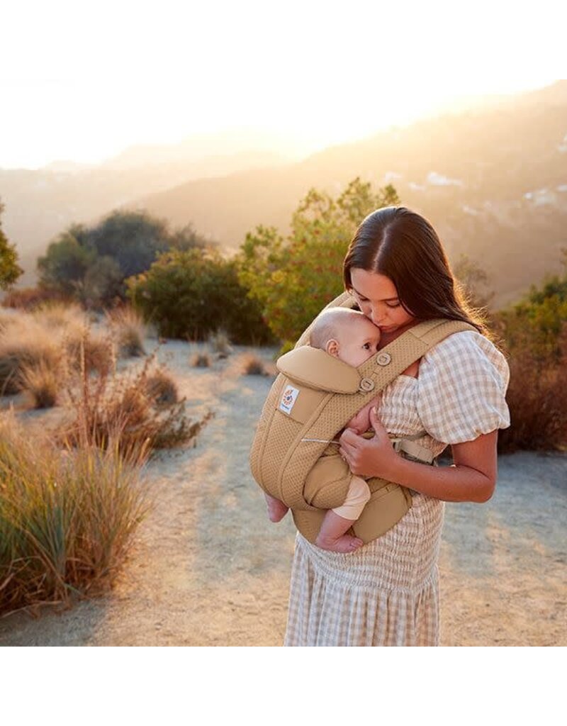Omni Breeze Baby Carrier w/ SoftFlex Mesh, Camel Brown