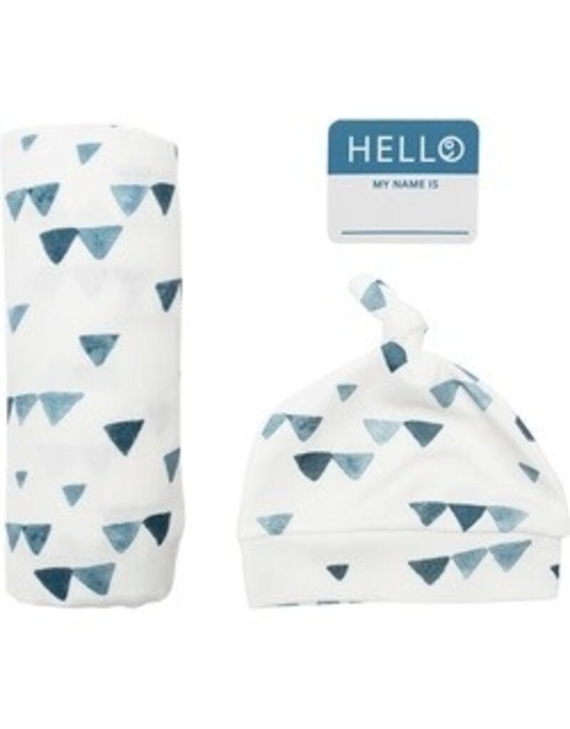 Lulujo Hello World Blanket & Knotted Hat - Navy Triangles