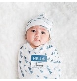 Lulujo Hello World Blanket & Knotted Hat - Navy Triangles