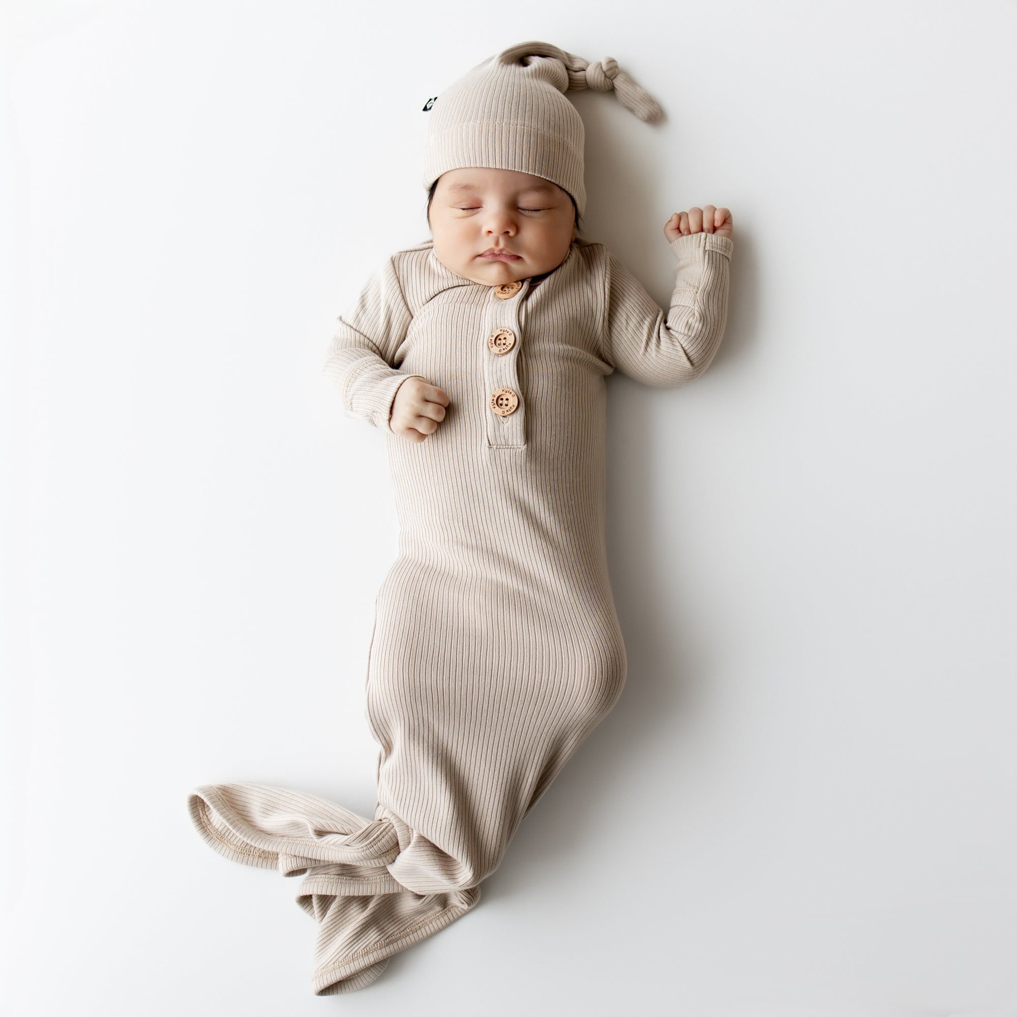 Bisque Ribbed Knotted Gown w/Hat Set Vancouver's Best Baby