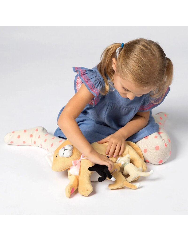 Manhattan Toys Nursing Nina Cat