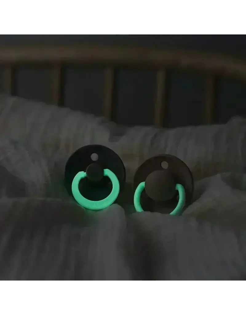 Bibs Bibs Pacifier 2pk 6-18m, Black GLOW