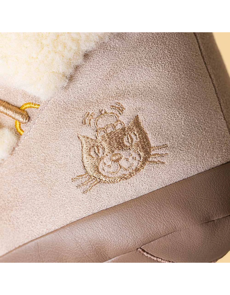 Jellycat Amuseables Perta Snow Boot