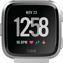 Fitbit Versa Gray Silver Aluminum