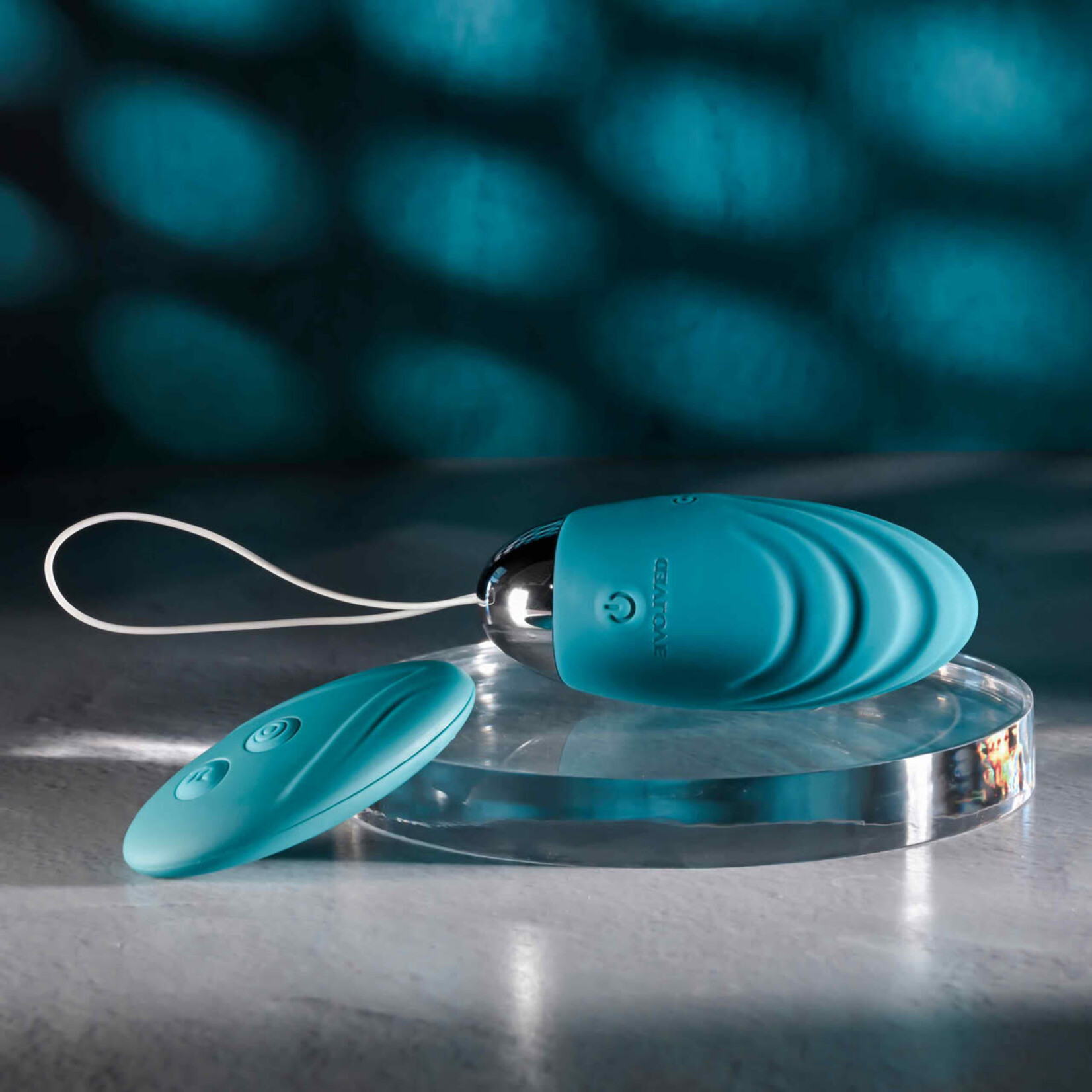 Oval Office Rechargeable Silicone Egg with Remote - Blue