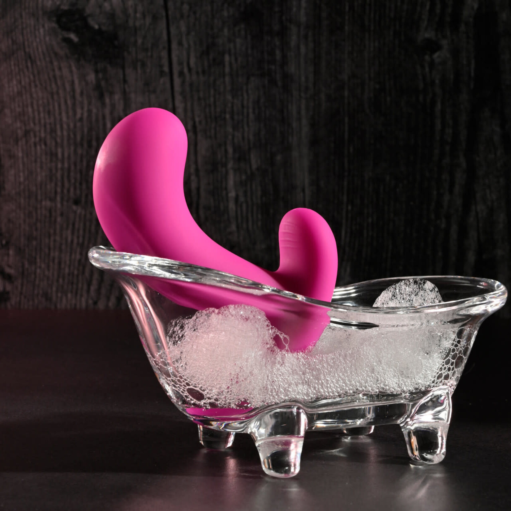Selopa Hooking Up Rechargeable Silicone Anal Plug with Remote Control - Pink