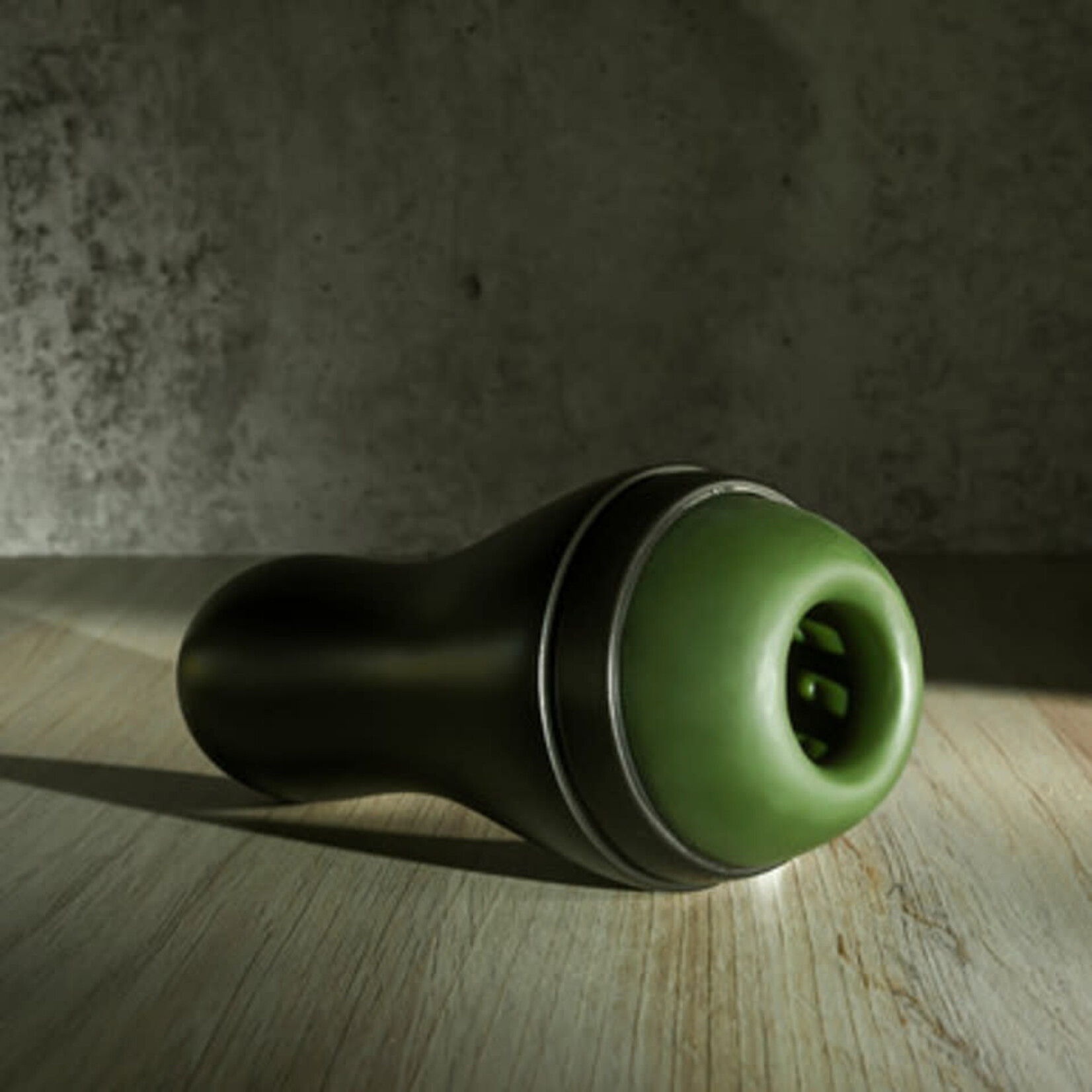 Selopa Kingpin Textured Stroker - Green