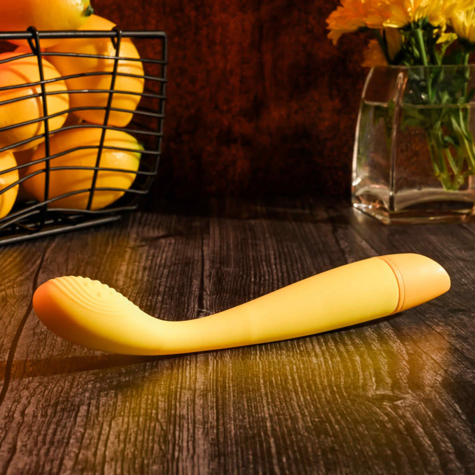 Selopa Lemon Squeeze Rechargeable Silicone G-Spot Vibrator - Yellow