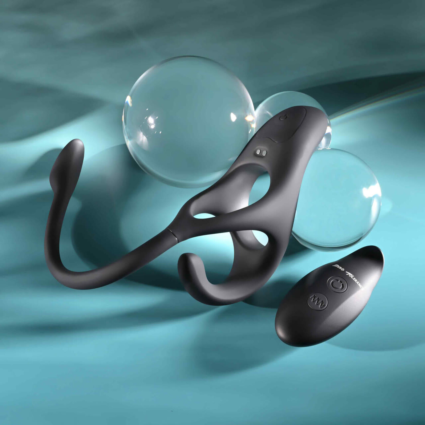 Zero Tolerance All the Bases Rechargeable Silicone Couples Ring and Plug with Remote Control - Black