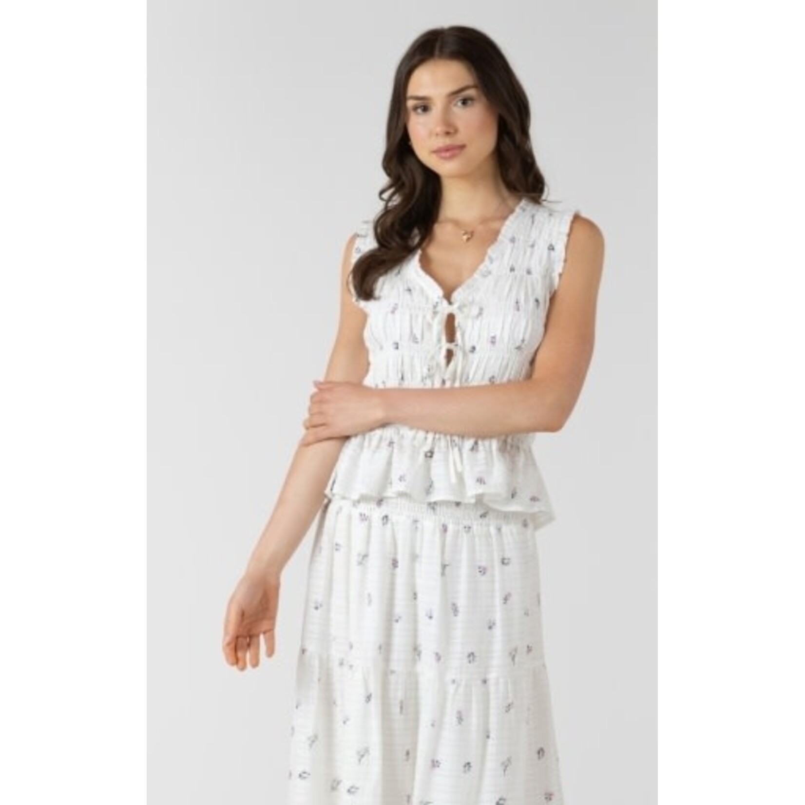 Dex Clothing 2723719 D ELASTIC DETAIL TIE-FRONT TOP