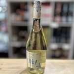 OHLA • DE-AALCOHOLIZED WHITE WINE • .750L • BOTTLE