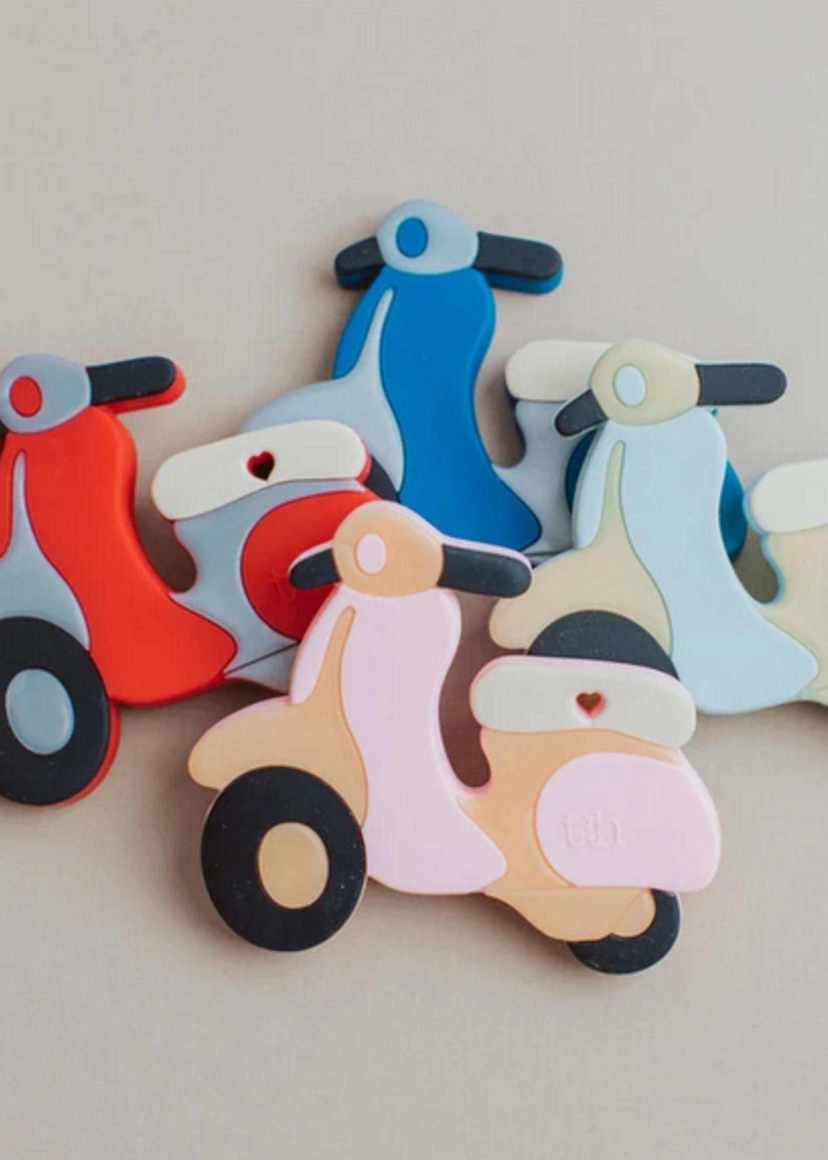 Elitaire Petite Scooter Silicone Teether