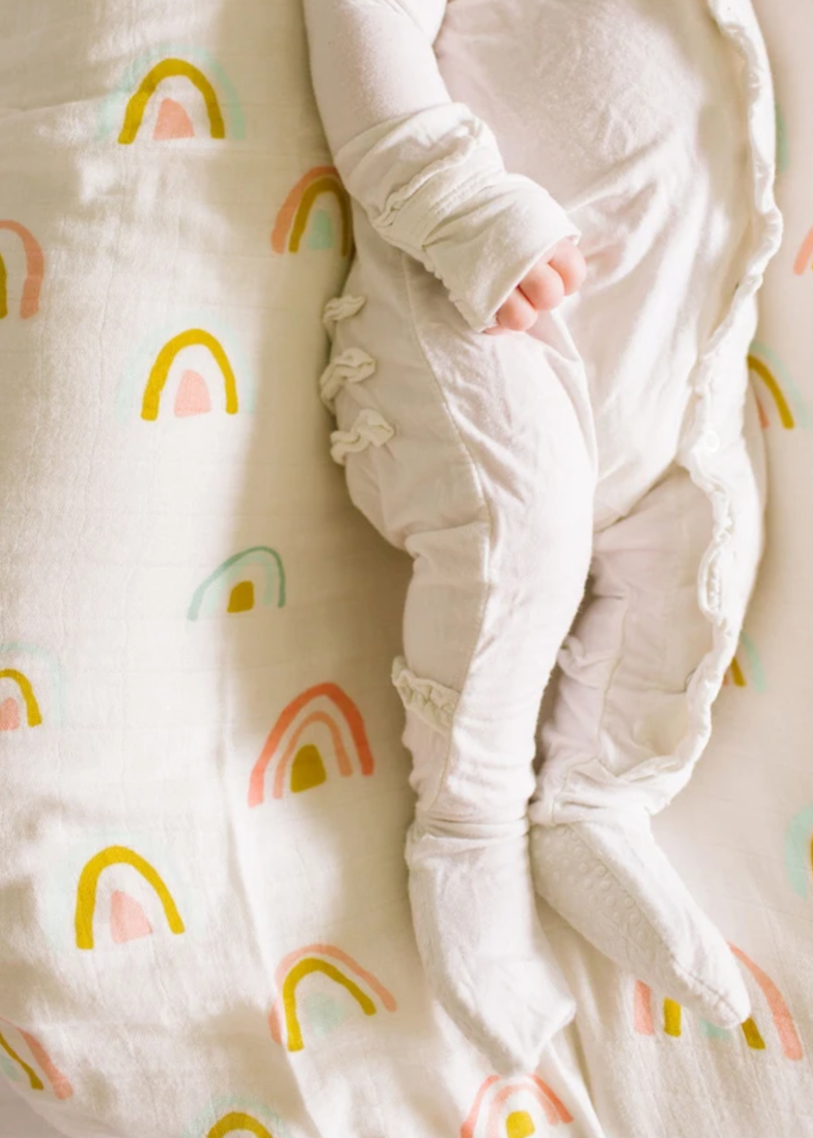 Elitaire Petite Muslin Swaddle - Pastel Rainbow