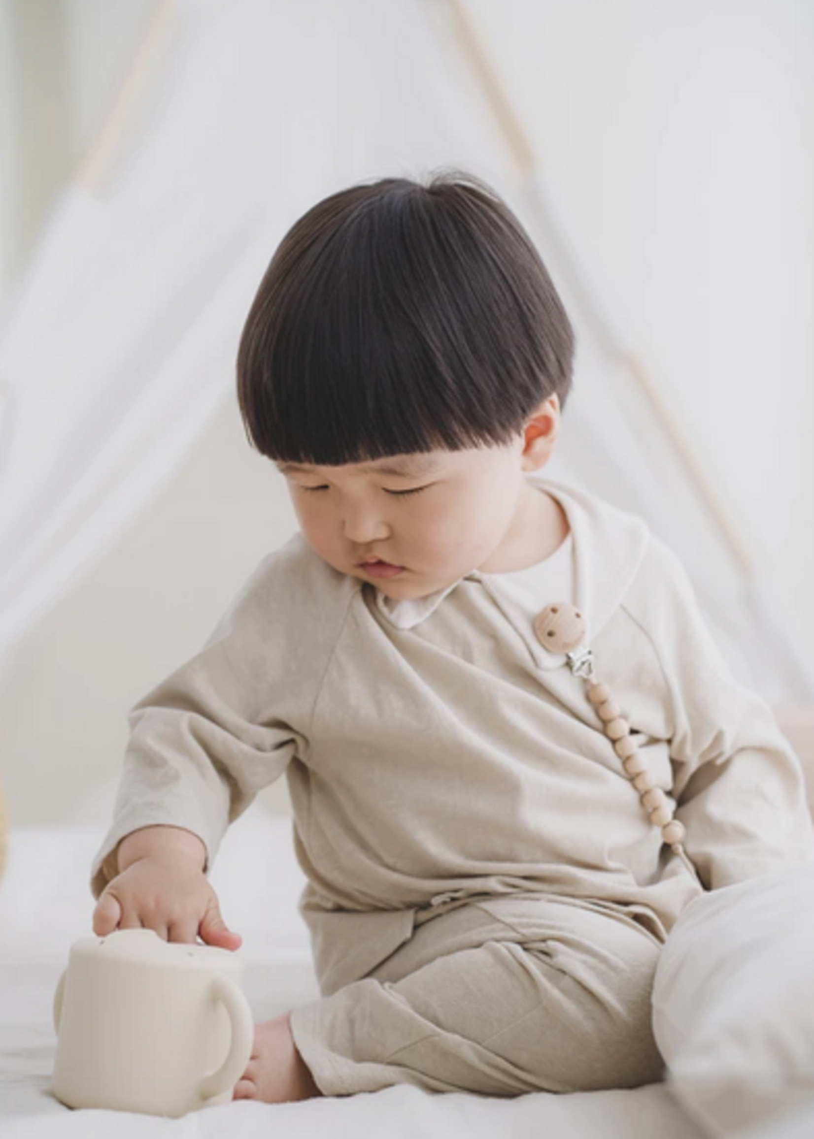 Elitaire Petite Silicone Snack Cup in Shifting Sand