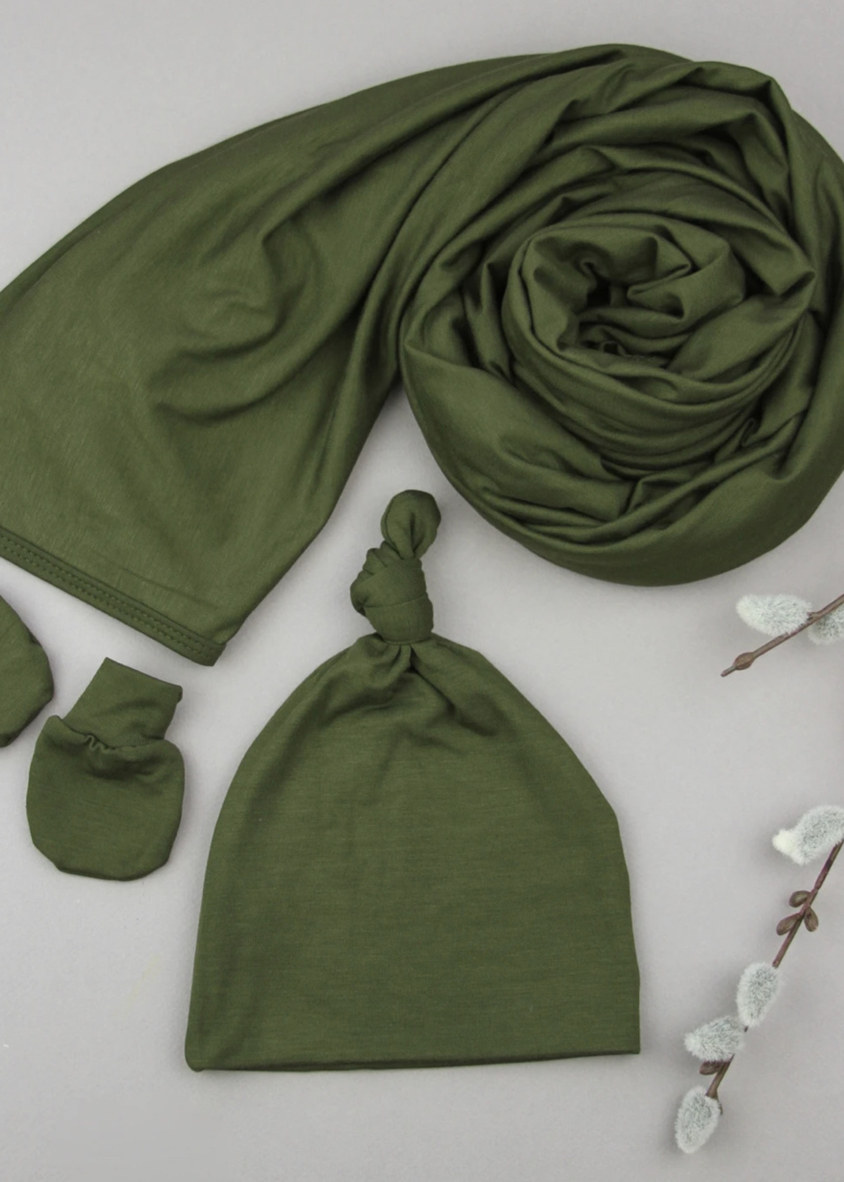 Elitaire Petite Riley Olive Newborn Bundle (Hat)