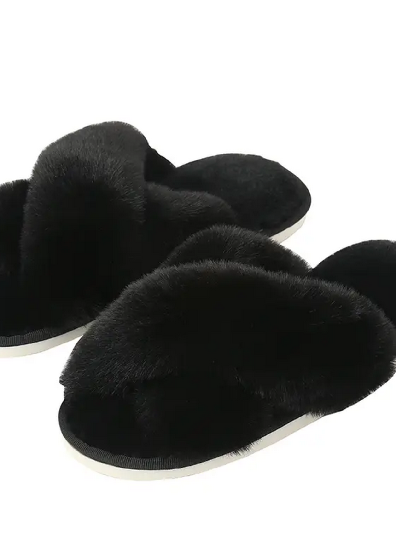 Elitaire Boutique Cross Band Fluffy Slipper in Black