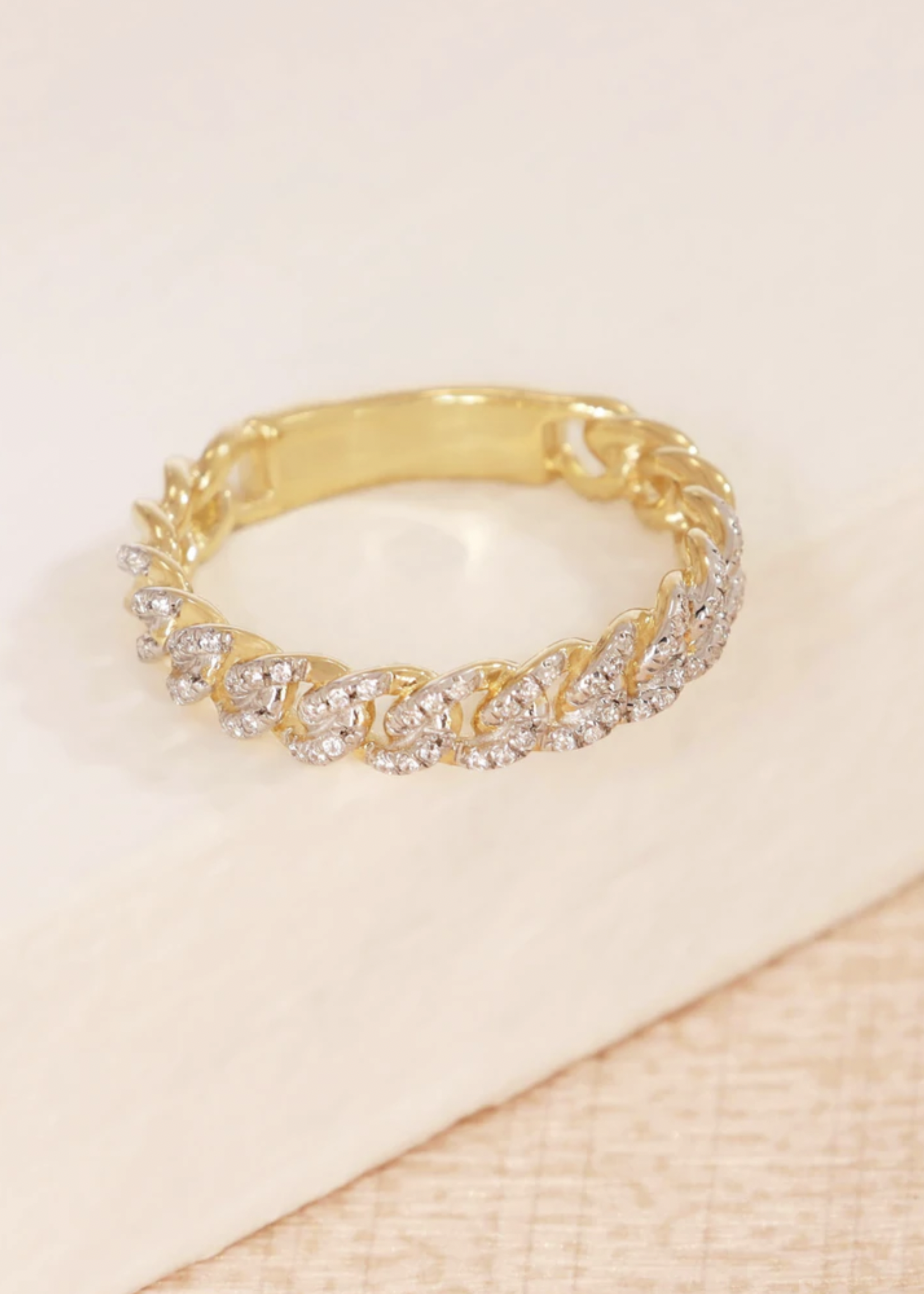 Elitaire Boutique Mini Link Ring