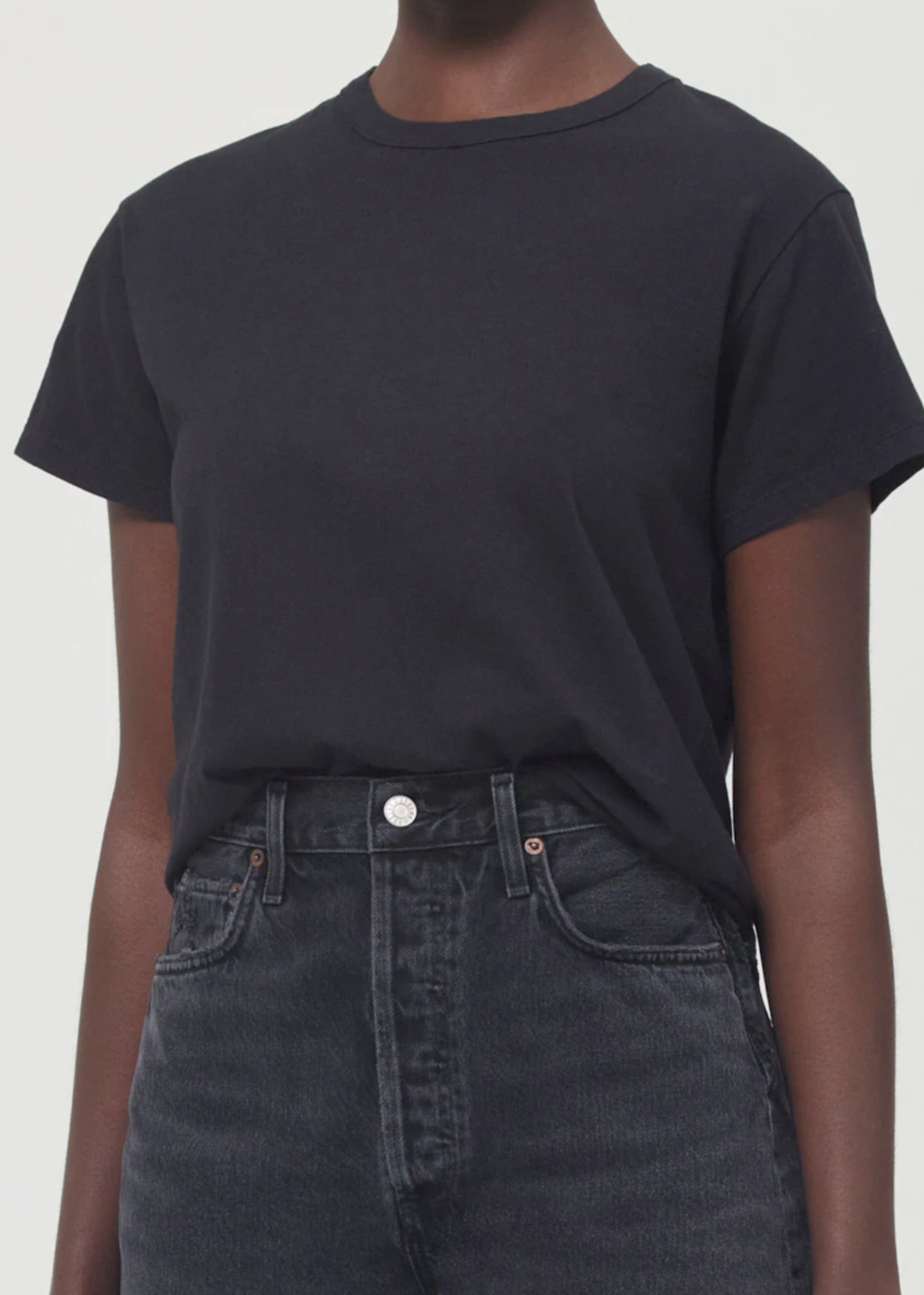 Elitaire Boutique Rena T-Shirt in Black