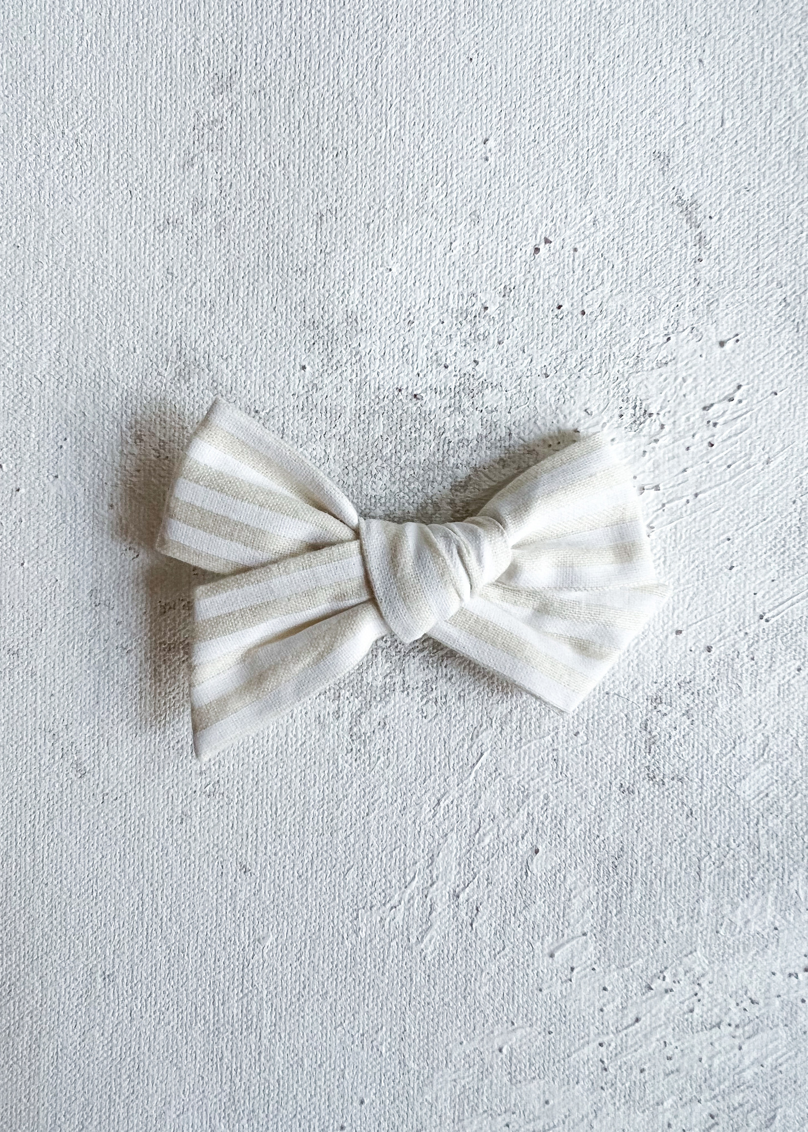 Elitaire Petite Classic Ivory Stripe Hair Bow Clip