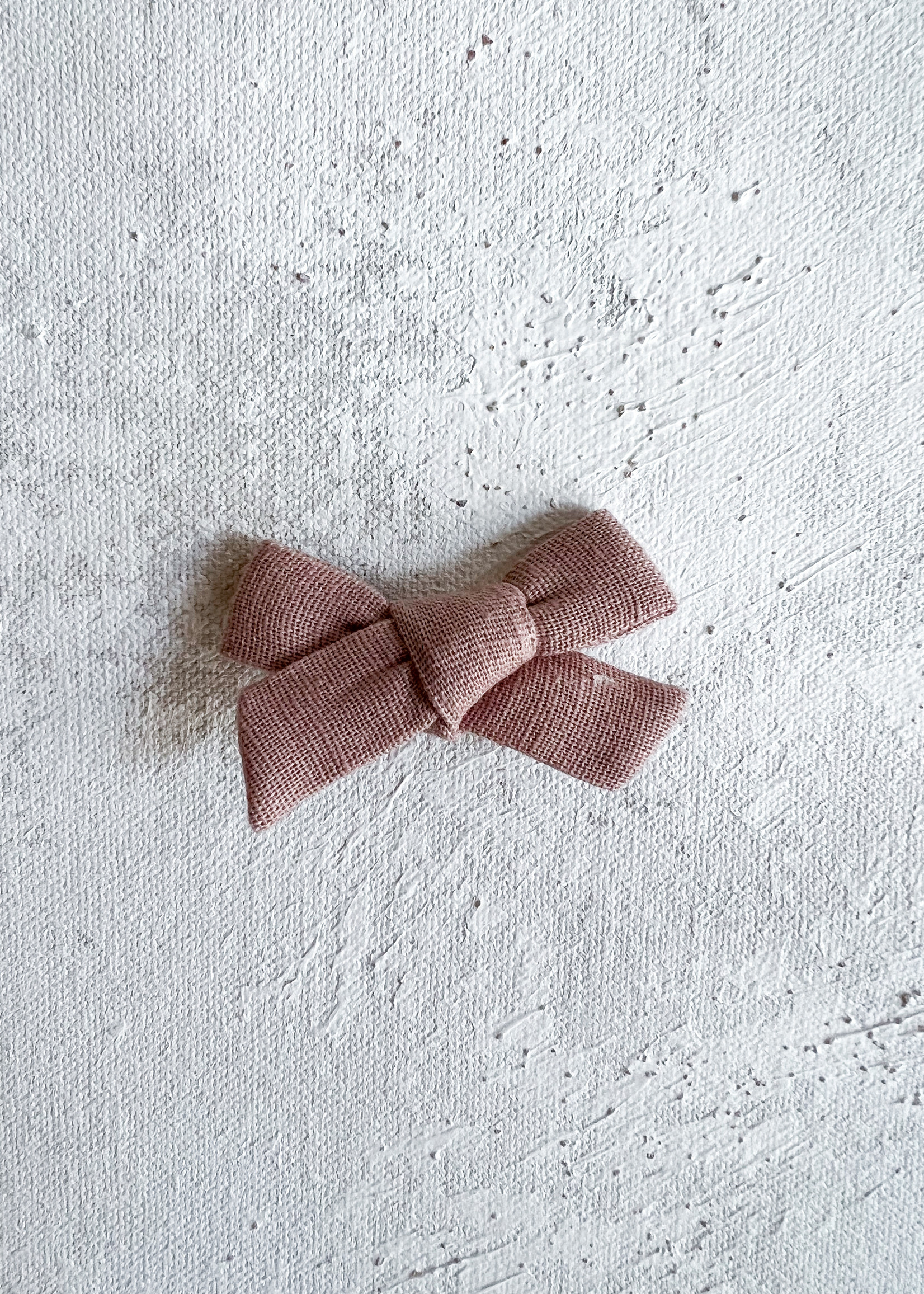 Elitaire Petite Linen Classic Rose Hair Bow Clip