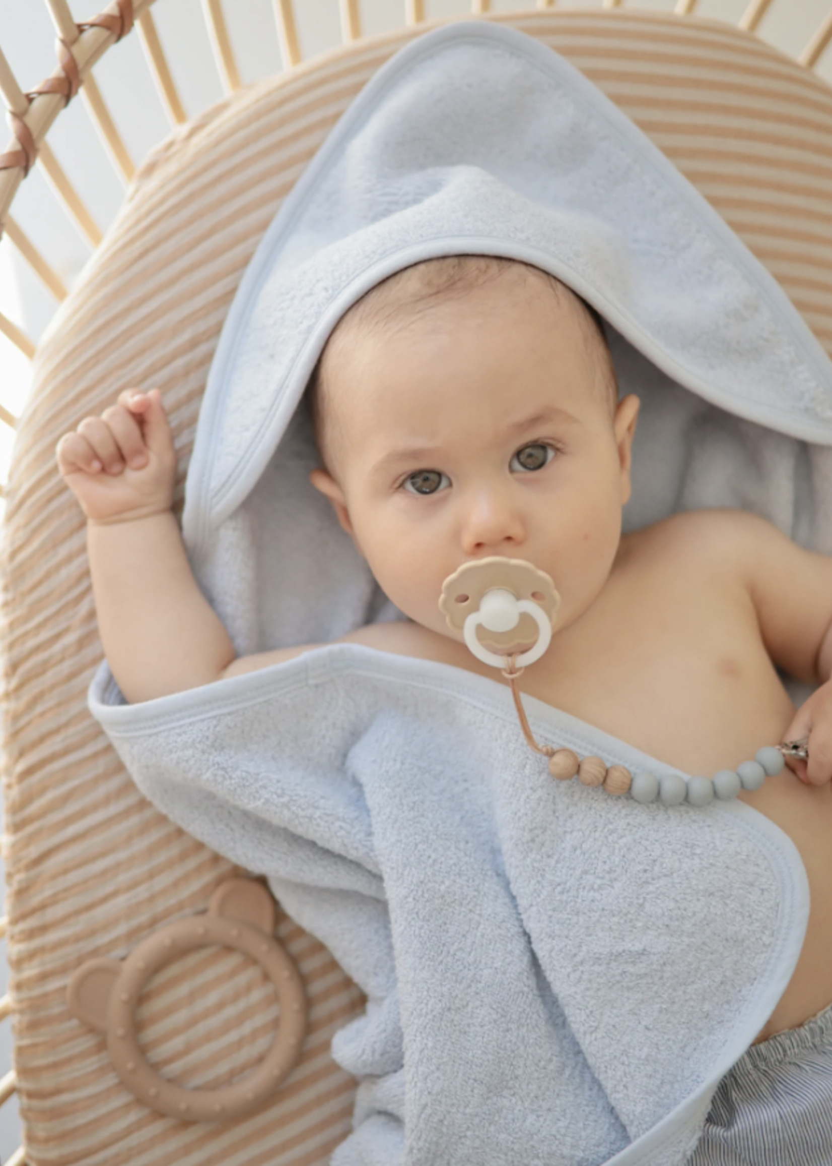 Elitaire Petite Organic Cotton Hooded Towel in Baby Blue