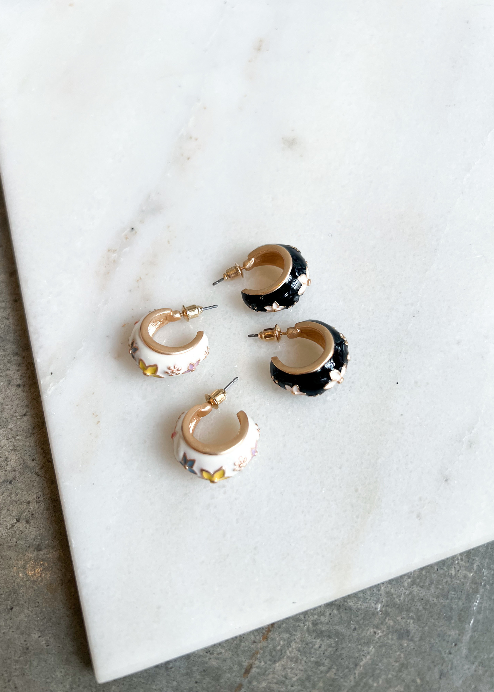 Elitaire Boutique Flower Chunky Hoops